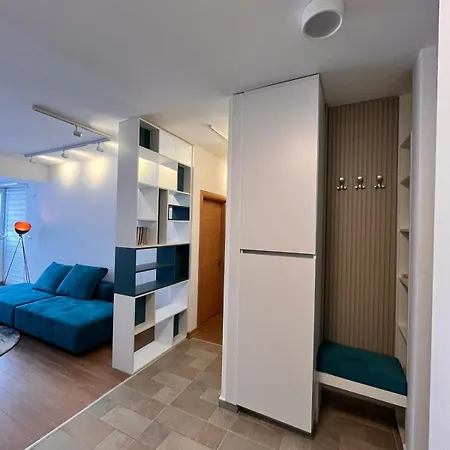 Apartament Mecho's *